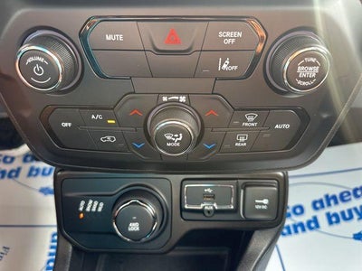 2023 Jeep Renegade Latitude 4x4