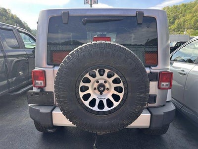 2014 Jeep Wrangler 4WD 2dr Sahara