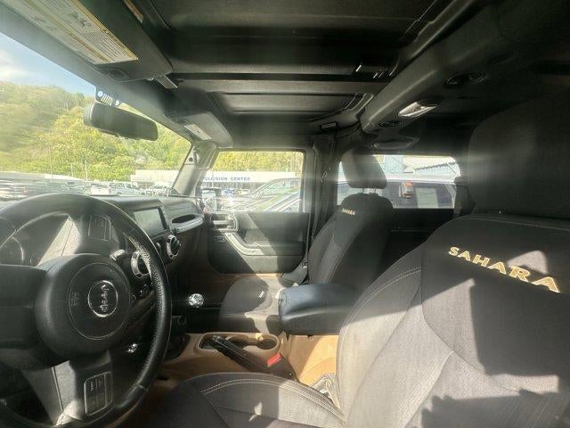 2014 Jeep Wrangler 4WD 2dr Sahara