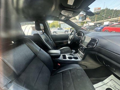 2021 Jeep Grand Cherokee Laredo X 4x4