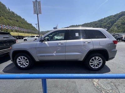 2021 Jeep Grand Cherokee Laredo X 4x4