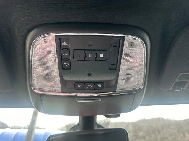 2017 Jeep Grand Cherokee Laredo 4x4
