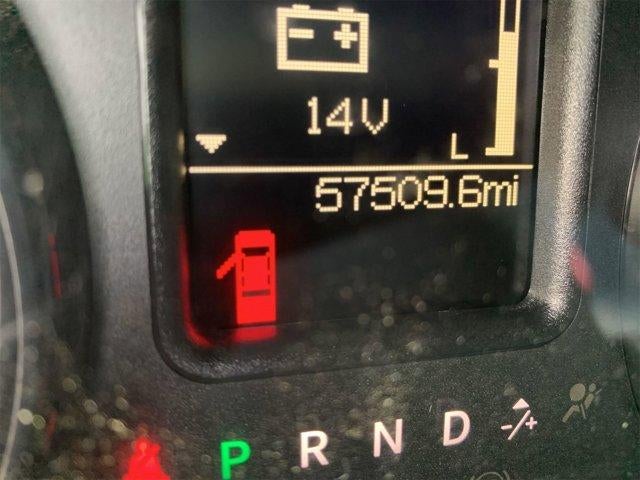 2017 RAM 1500 Express 4x4 Crew Cab 5'7" Box