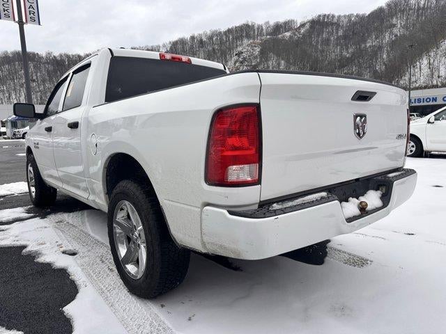 2017 RAM 1500 Express 4x4 Crew Cab 5'7" Box
