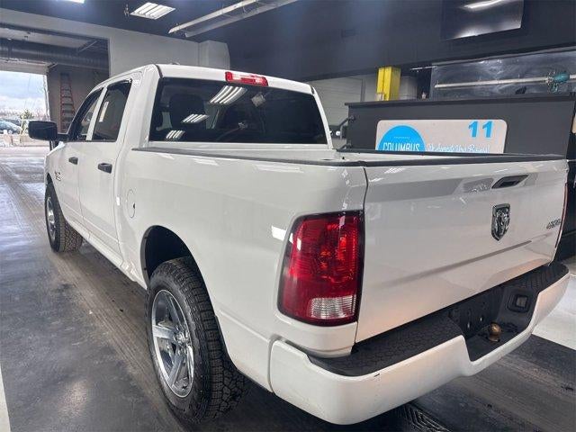 2017 RAM 1500 Express 4x4 Crew Cab 5'7" Box