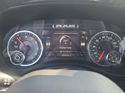 2022 RAM 1500 Big Horn 4x4 Crew Cab 5'7" Box