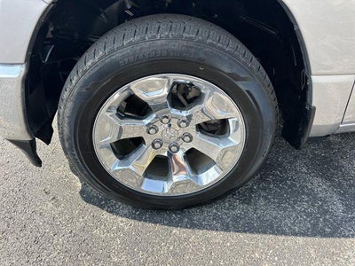 2021 RAM 1500 Big Horn 4x4 Crew Cab 5'7" Box