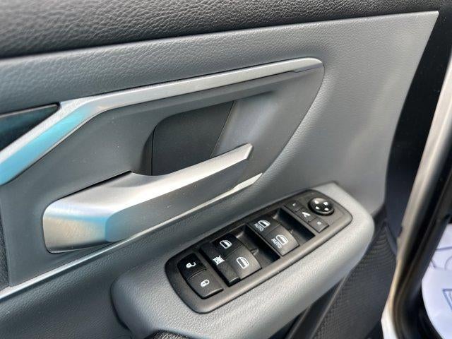 2021 RAM 1500 Big Horn 4x4 Crew Cab 5'7" Box