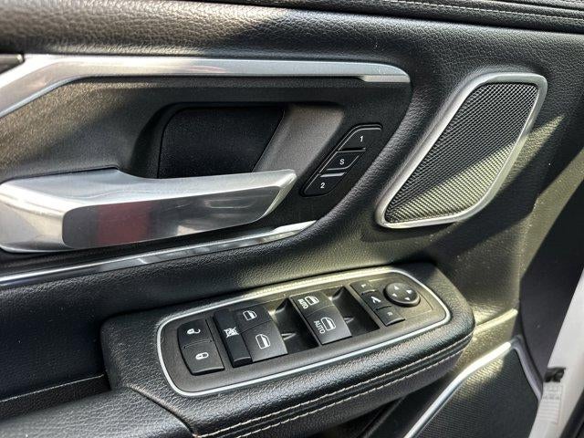 2023 RAM 1500 Laramie 4x4 Crew Cab 5'7" Box