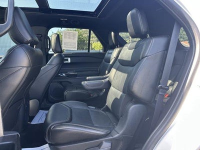 2022 Ford Explorer ST 4WD