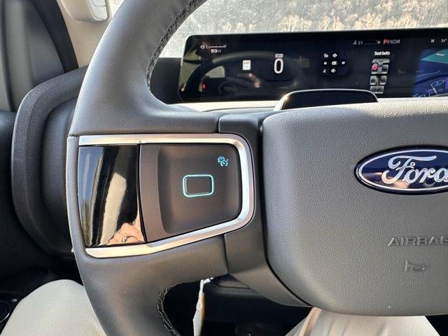 2025 Ford Expedition Max Active 4x4