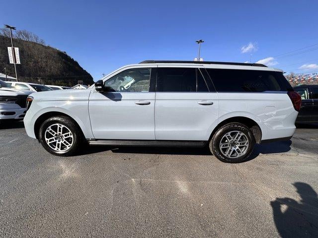 2025 Ford Expedition Max Active 4x4