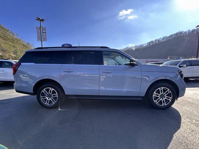 2025 Ford Expedition Max Active 4x4