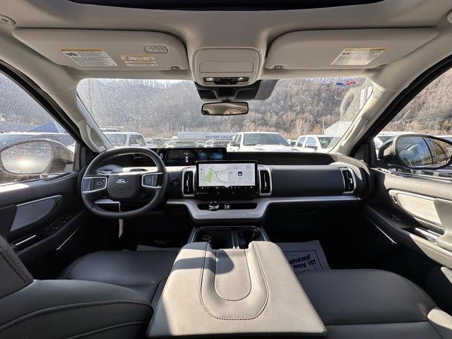 2025 Ford Expedition Max Active 4x4