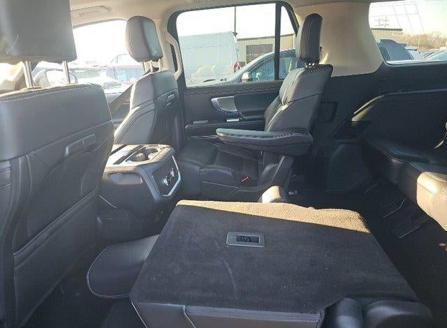 2025 Ford Expedition Max Platinum 4x4