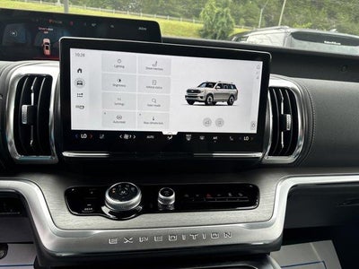 2027 Ford Expedition Max Platinum 4x4