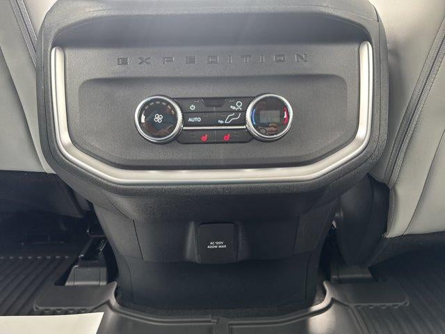 2027 Ford Expedition Max Platinum 4x4