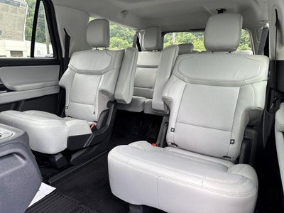 2027 Ford Expedition Max Platinum 4x4