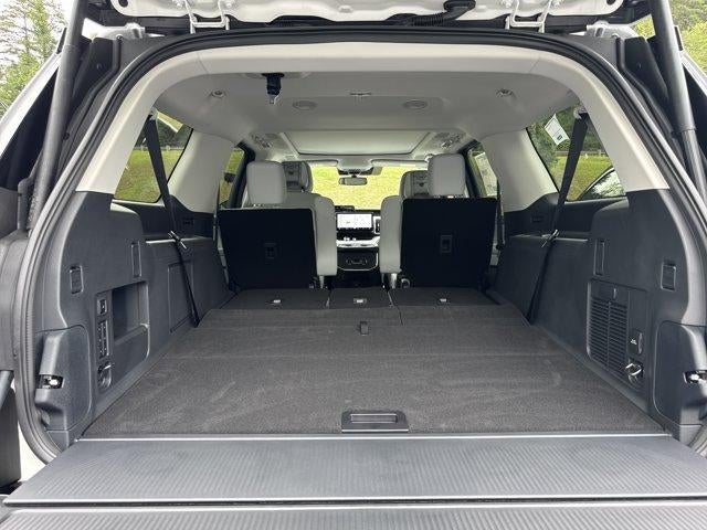 2027 Ford Expedition Max Platinum 4x4