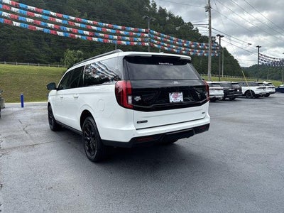 2027 Ford Expedition Max Platinum 4x4