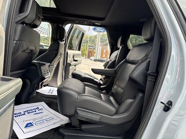 2027 Ford Expedition Max Platinum 4x4