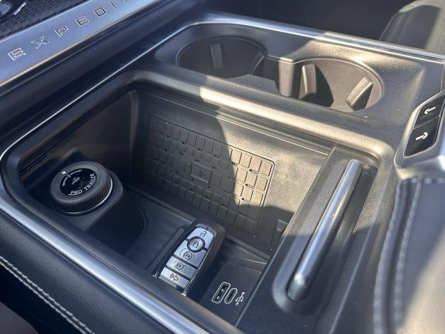 2025 Ford Expedition Max Platinum 4x4