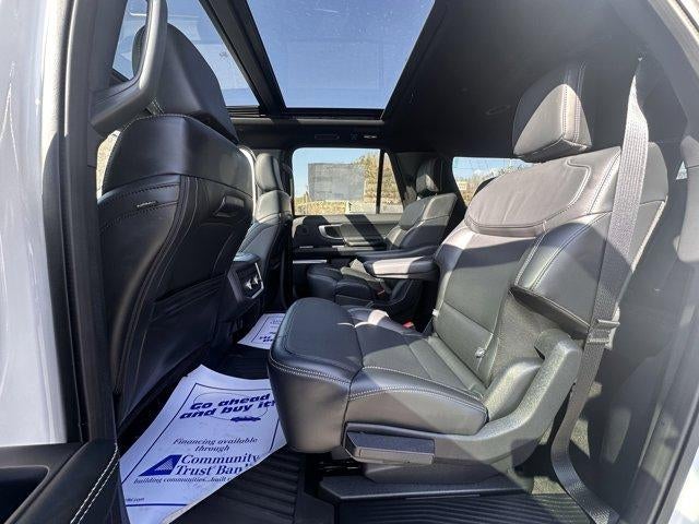 2025 Ford Expedition Max Platinum 4x4