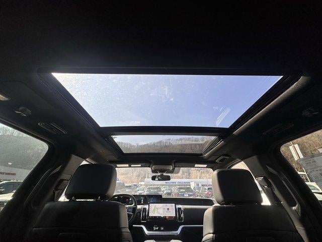 2025 Ford Expedition Max Platinum 4x4