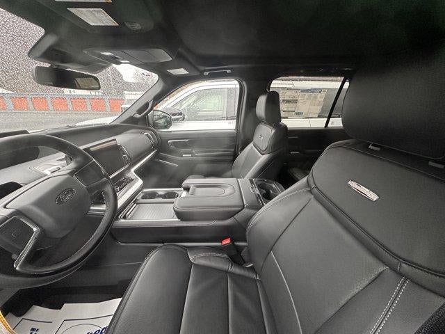 2025 Ford Expedition Max Platinum 4x4