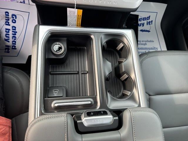 2027 Ford Expedition Active 4x4