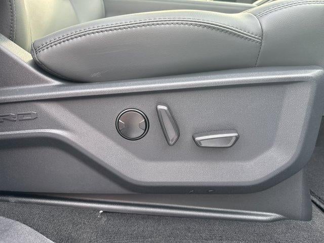 2027 Ford Expedition Active 4x4