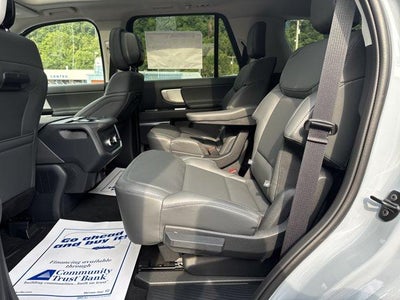 2027 Ford Expedition Active 4x4