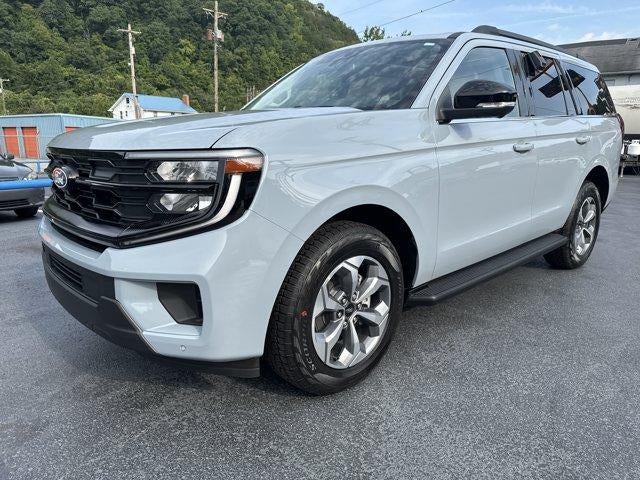 2027 Ford Expedition Active 4x4