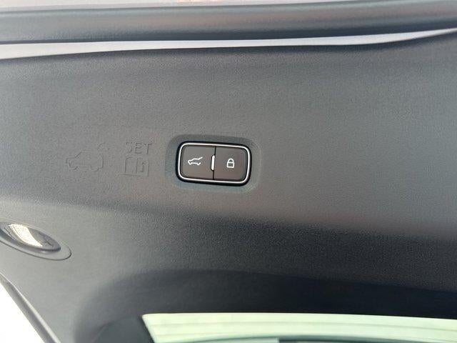 2027 Ford Expedition Active 4x4