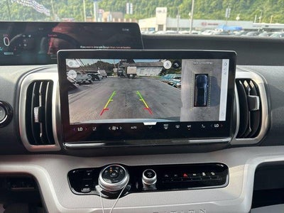 2027 Ford Expedition Active 4x4