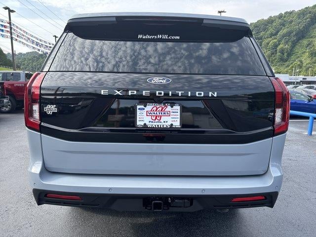 2027 Ford Expedition Active 4x4