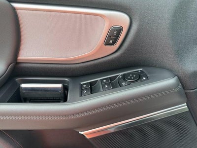 2027 Ford Expedition Active 4x4