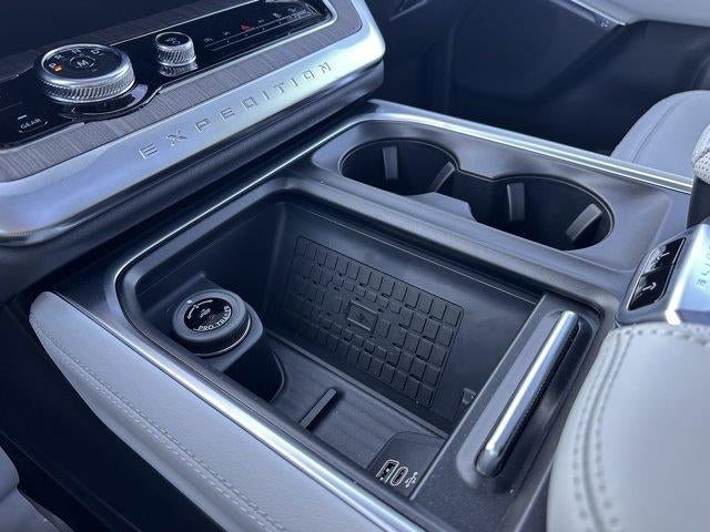 2025 Ford Expedition Platinum 4x4