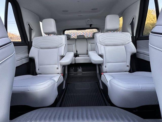 2025 Ford Expedition Platinum 4x4