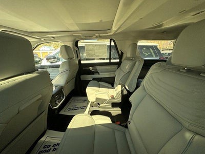 2025 Ford Expedition Platinum 4x4