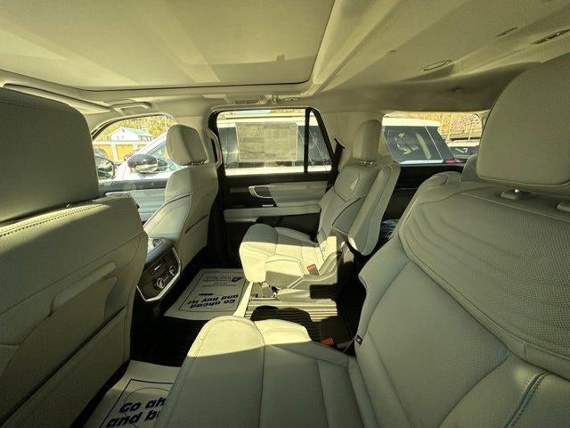 2025 Ford Expedition Platinum 4x4