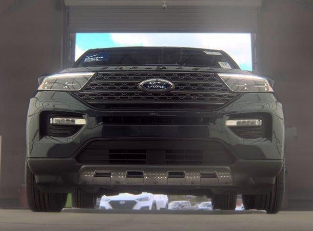2023 Ford Explorer XLT 4WD