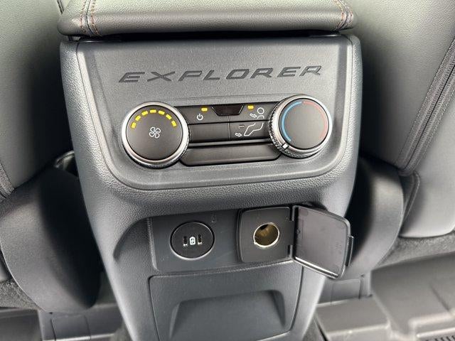 2026 Ford Explorer Active w/200A Pkg 4WD