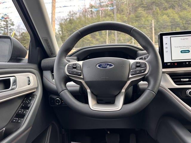 2025 Ford Explorer Active 4WD