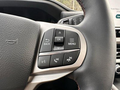 2025 Ford Explorer Active 4WD