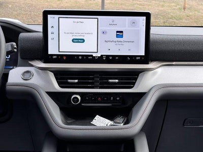 2025 Ford Explorer Active 4WD