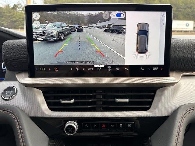 2025 Ford Explorer Active 4WD