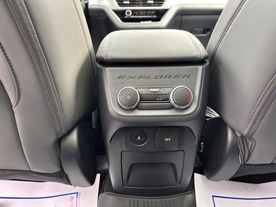 2025 Ford Explorer Active 4WD