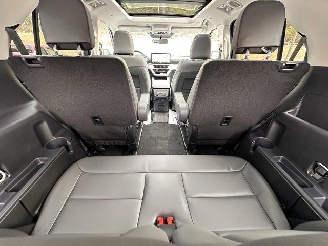 2025 Ford Explorer Active 4WD