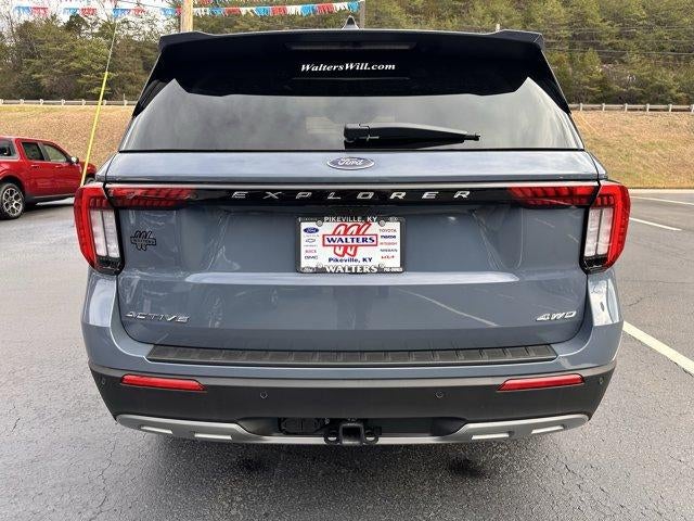 2025 Ford Explorer Active 4WD
